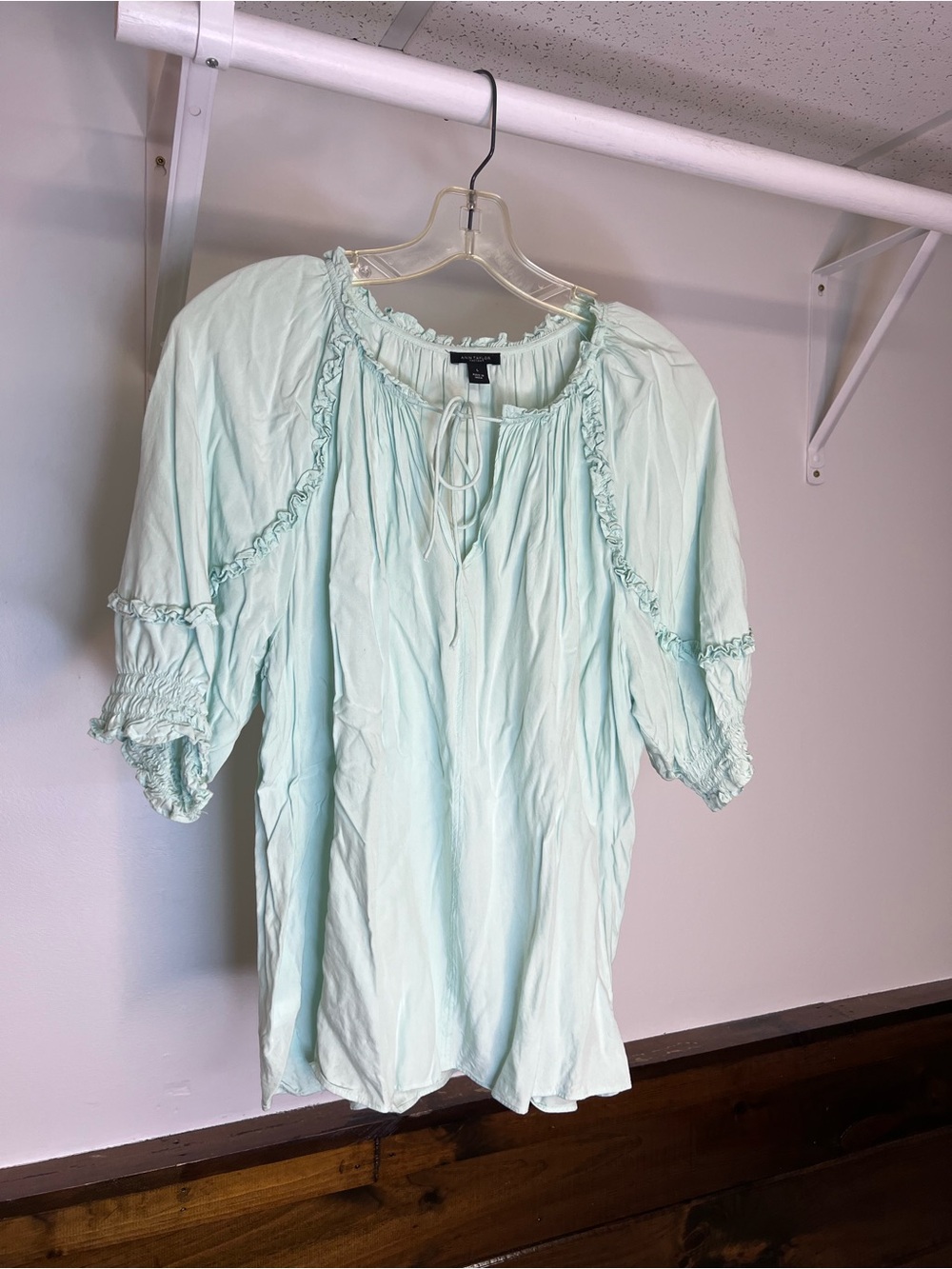 Ann Taylor Factory Light Mint Peasant Blouse - L